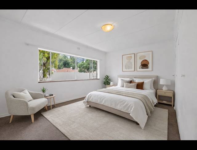 1.5 BEDROOM APARTMENT FOR SALE IN SANDOWN